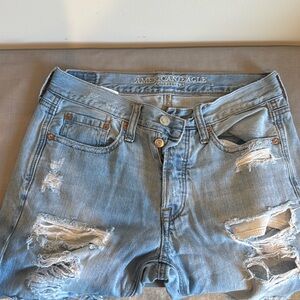 American eagle ripped jeans, size 2. In good condition